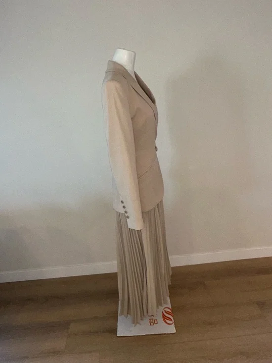 Simkhai Ambretta Dress - Picture 5 of 9